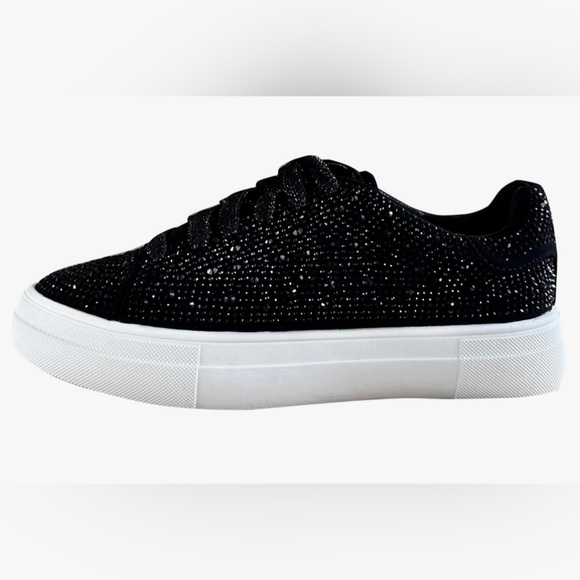 Forever Link Women Round Toe Rhinestone Crystal Embellished Lace Up Sneakers - Picture 2 of 3